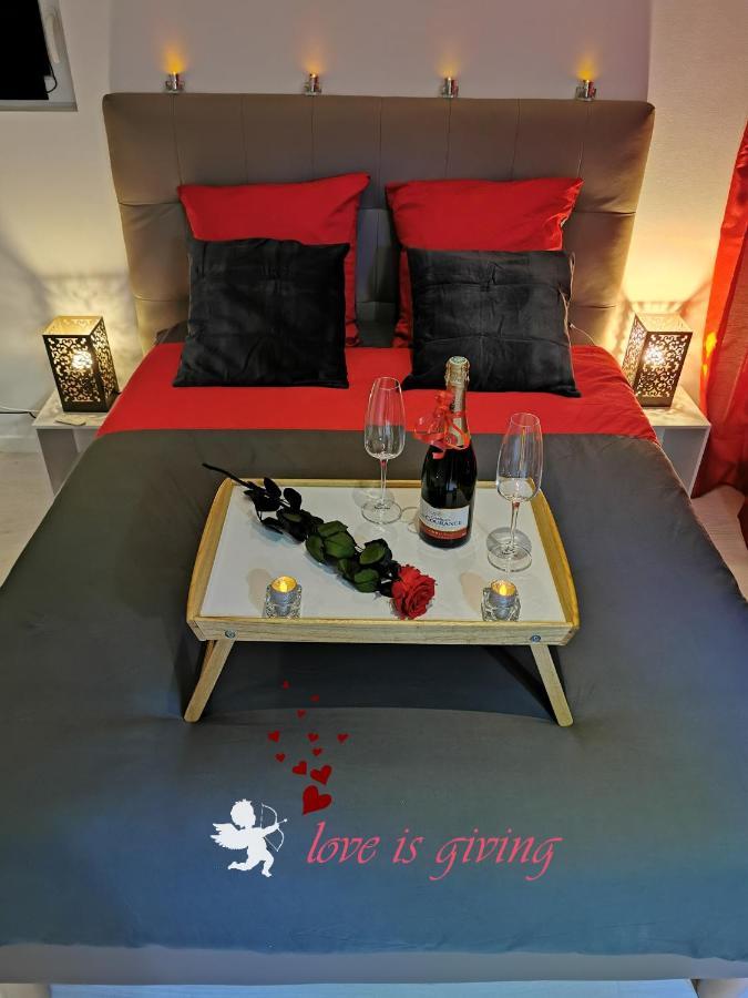 Suite Barthelemy - Spa Et Sauna Melun Exterior foto